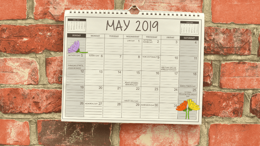 Calendario da parete appeso con il mese in vista
