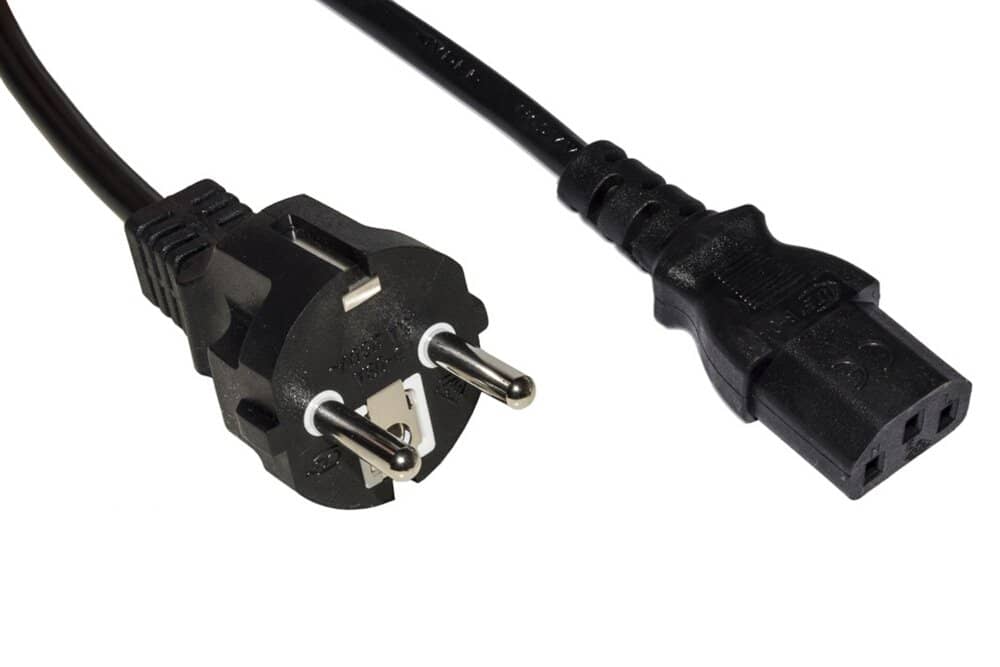 Cavi di alimentazione IEC: i connettori più comuni da ufficio
