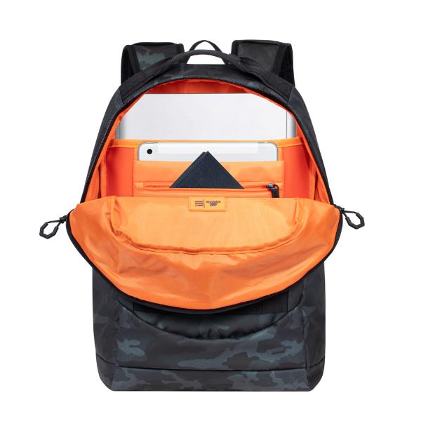 Zaino Notebook 15,6'' Militare da Rivacase, zainetto robusto e resistente per studenti e professionisti, con spazio per laptop fino a 15,6 pollici, ideale per scuola e lavoro. 4260403578117 | initpc.it