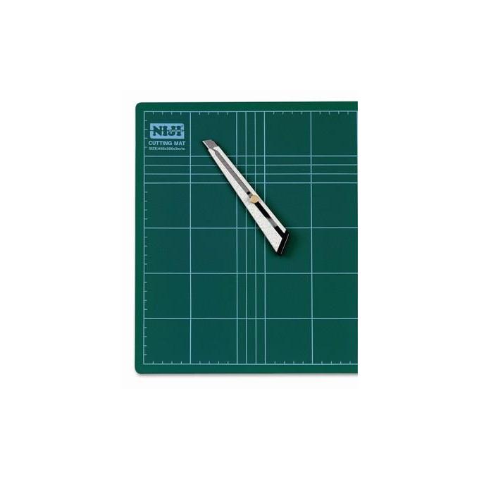 Piano lavoro antitaglio 45x30 cm di alta qualità della marca Lebez, ideale per lavori di falegnameria e carpenteria 8002787090016 | initpc.it