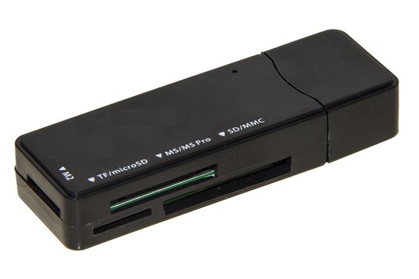 Mini lettore memoria card compatto e leggero, perfetto per trasferire dati tra dispositivi; marca Nilox, tecnologia USB 3.0. 8028400071262 | initpc.it