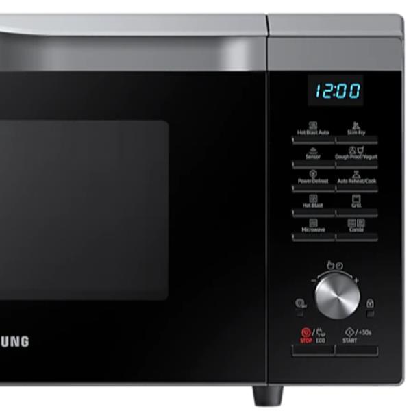 Micro combi a condensazione Samsung da 28 litri, colore nero, con tecnologia HotBlast Vap, per un uso efficiente e rispettoso dell'ambiente. 8806090747373 | initpc.it