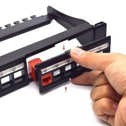 Connessione cavi RJ45 da 24, pannello di connessione per server o switch, marca WP Europe, colore nero 8054392614798 | initpc.it