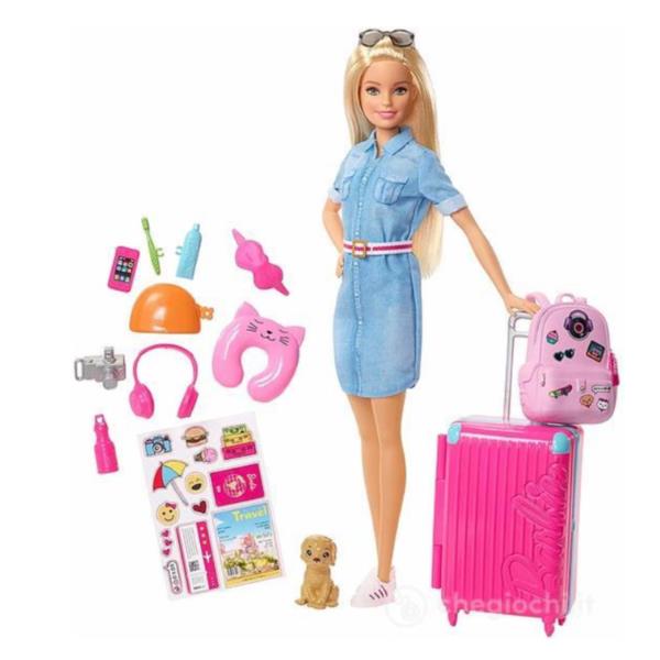 Barbie Travel, bambole da viaggio di alta qualità della marca Mattel, perfette per la bambina che ama imparare a navigare in mondi diversi. 0887961683820 | initpc.it