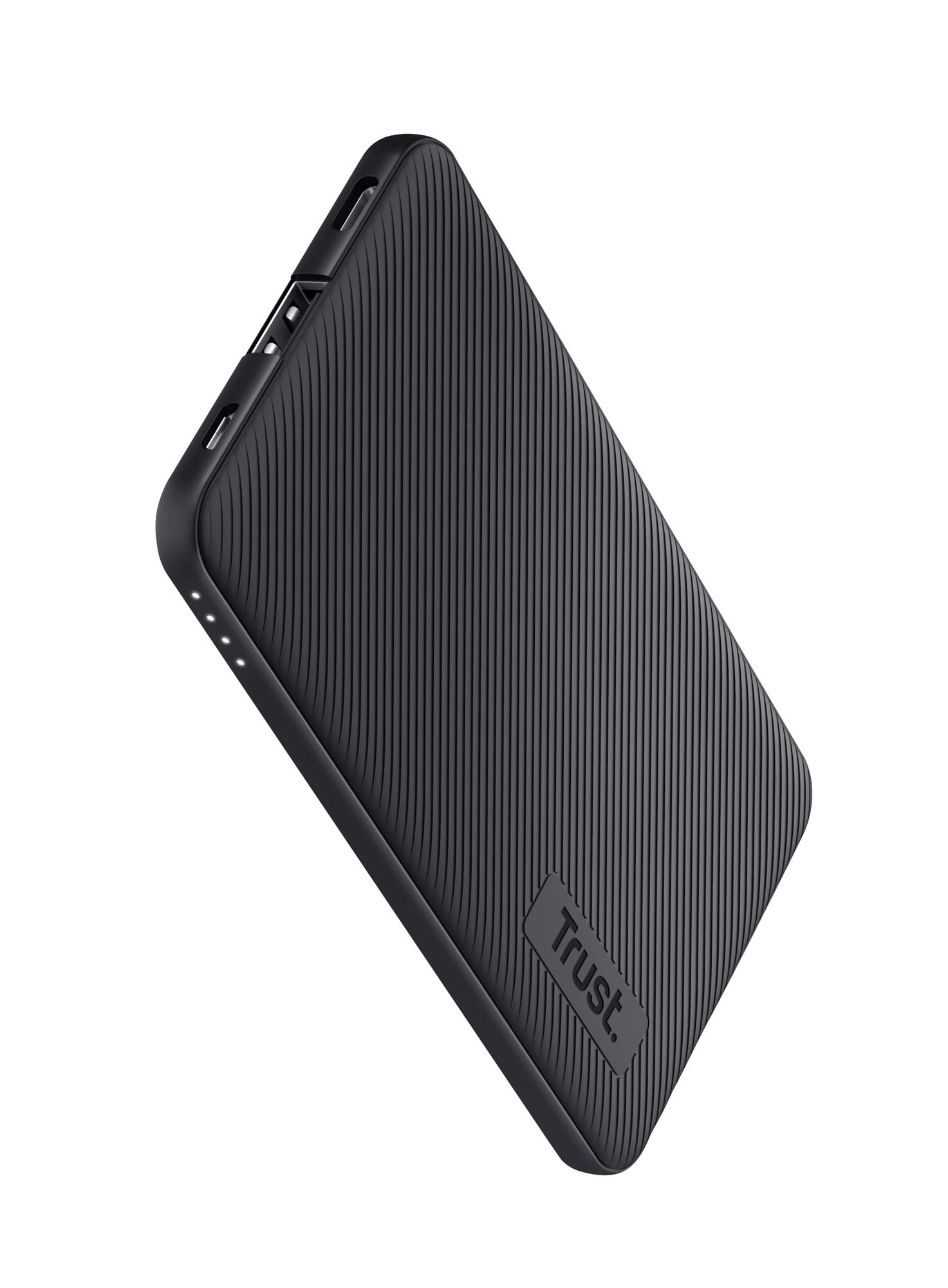 Portatile, eco-friendly e con una capacità di 5.000mAh, il Primo Powerbank Eco 5000 da Trust offre un carico rapido e sicuro per tutti i tuoi dispositivi portatili. 8713439246797 | initpc.it