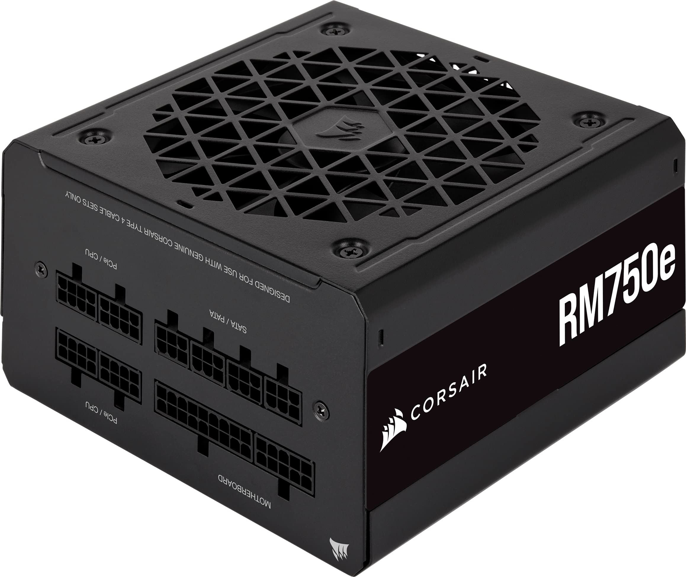 Alimentatore potente e affidabile per PC, marchio Corsair, modello RM750E con capacità di 750W e certificato 80+ Gold 0840006699347 | initpc.it