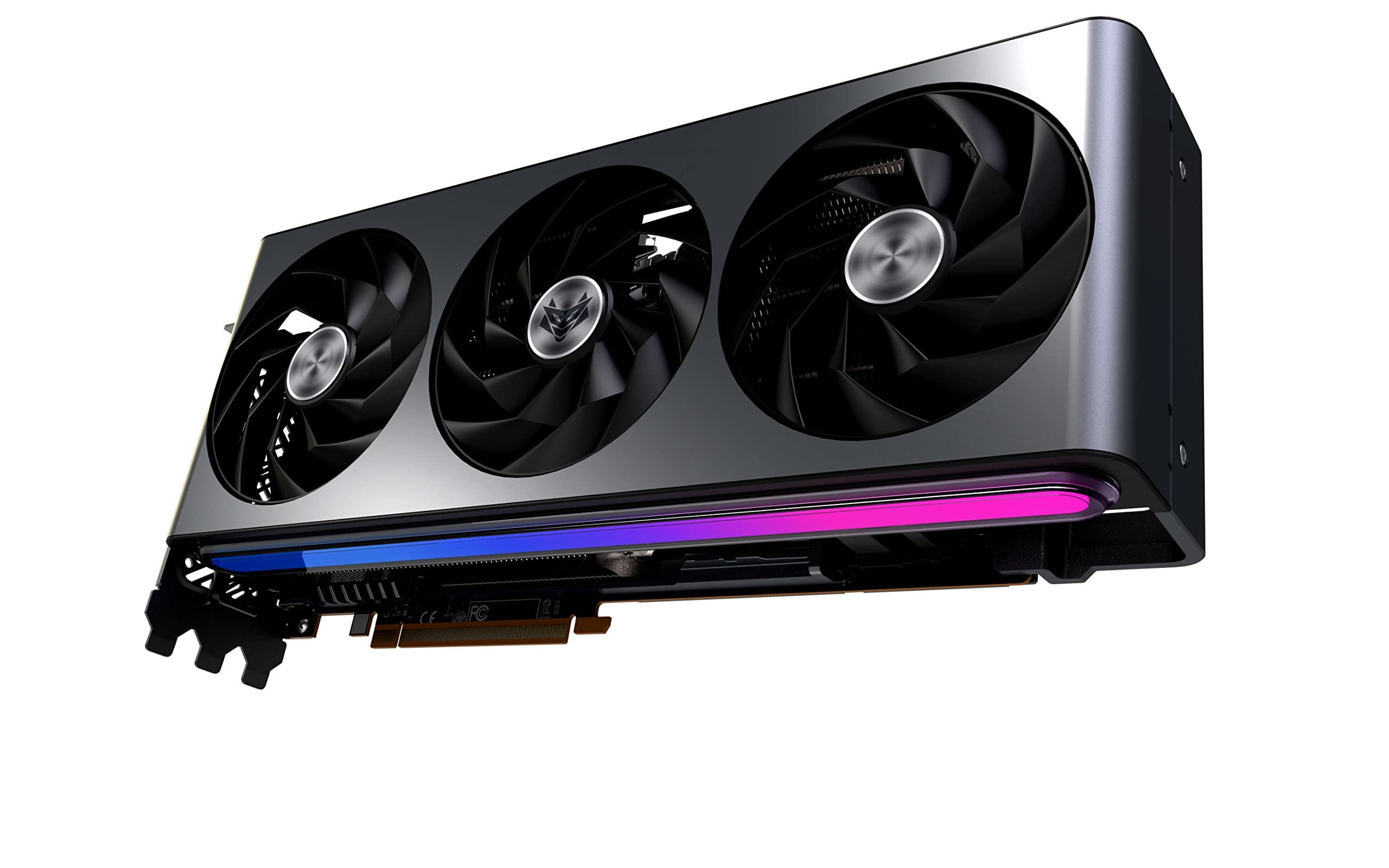 NITRO+ AMD RADEON RX 7900 XT