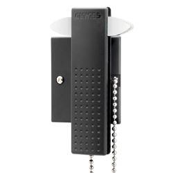 Martelletto frangivetro universale di marca Gewiss, utilizzato per garantire la sicurezza e prevenire incidenti causati da vetri rotti in diverse situazioni domestiche o lavorative. 8011564040311 | initpc.it