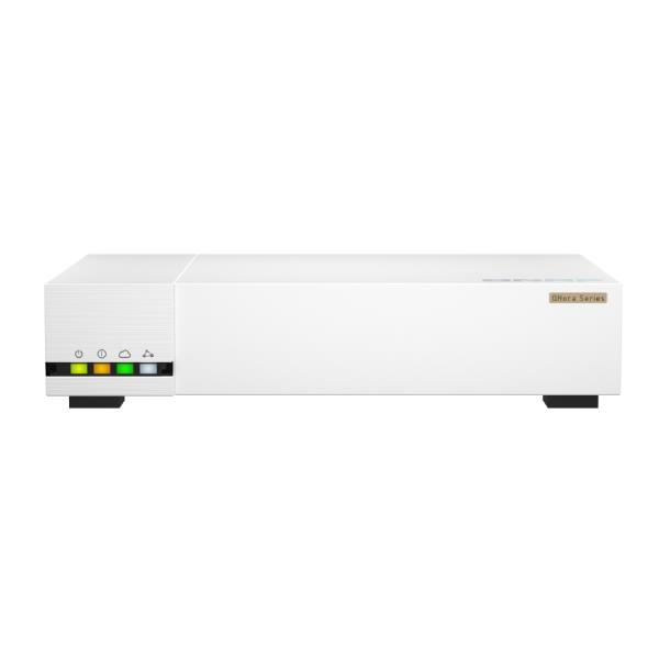QHora-322, dispositivo di rete QNAP da 10 GbE con velocità di trasferimento elevata e compatibilità totale con la gamma di prodotti della stessa marca. 4713213519950 | initpc.it