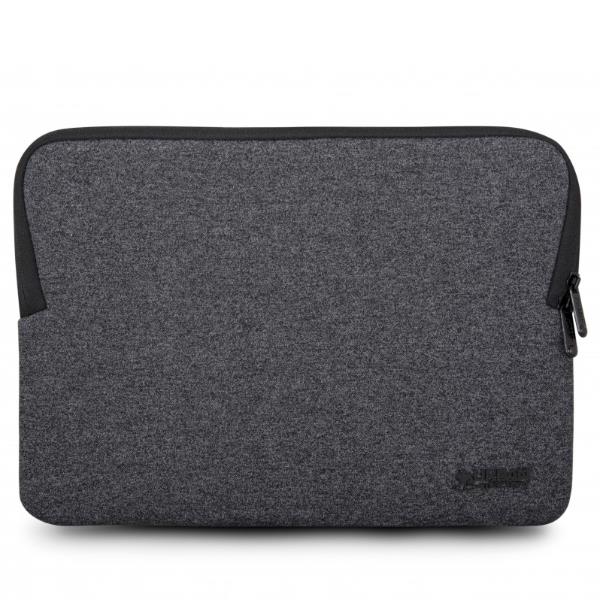 MacBook Pro 15' nero di alta gamma da Urban Factory, caratterizzato dalla sua compattezza e potenza 3760170859811 | initpc.it